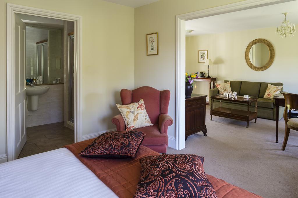 The Lake Country House Hotel & Spa Llangammarch Wells Экстерьер фото